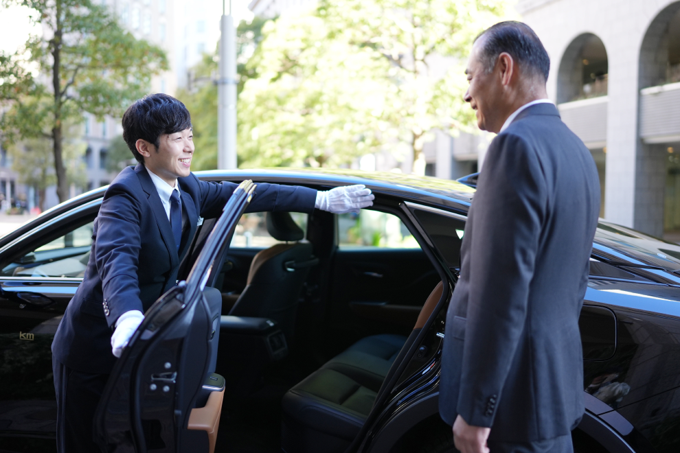 役員の移動を上質に｜専属ハイヤーサービス